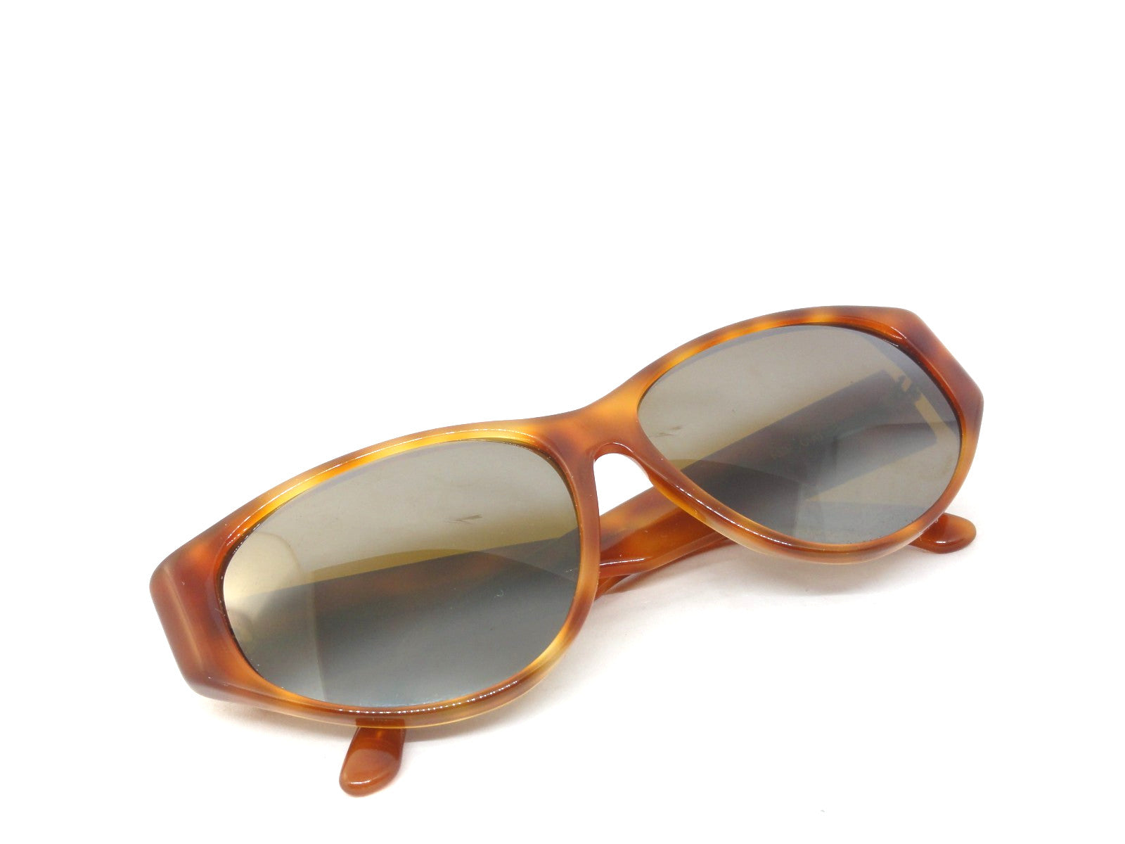 VUARNET 090  VINTAGE SUNGLASSES  WOMEN HAND MADE GLASS MINERAL LENS SKILYNX