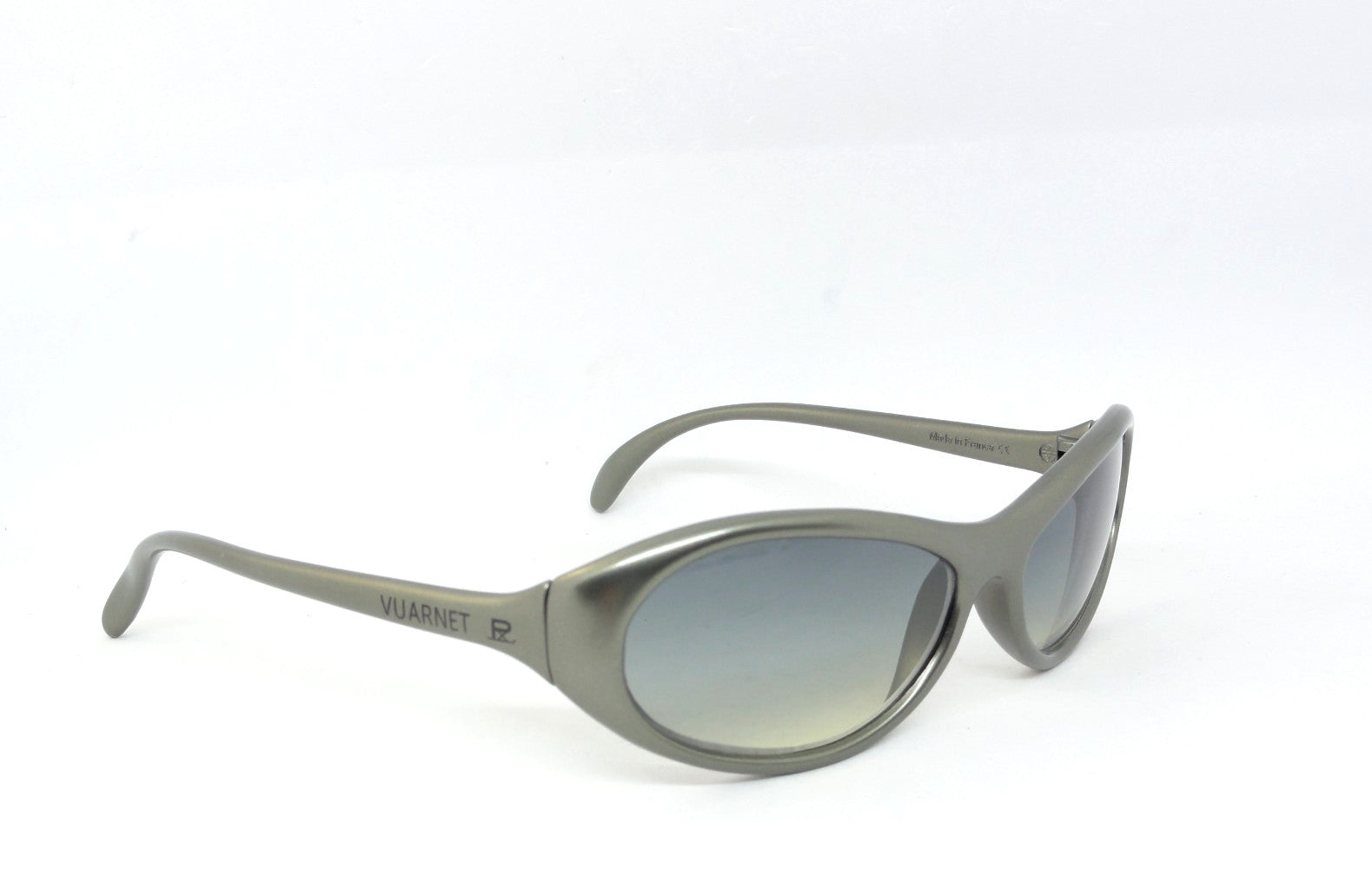 VUARNET 105  VINTAGE 2000S  SUNGLASSES  GRADIENT LENS FRANCE NEW