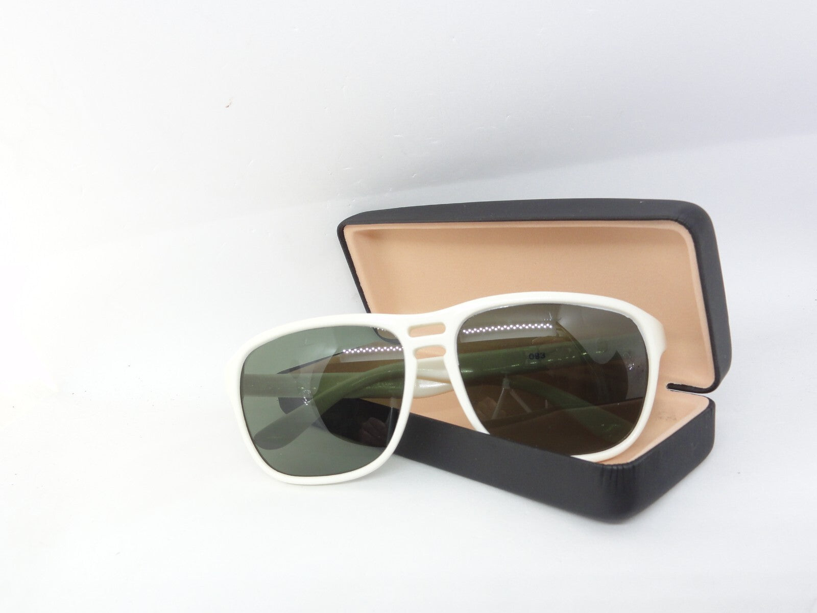 VUARNET  SUNGLASSES 083    PX 3000 VINTAGE VINTAGE 80S NEW OLD STOCK