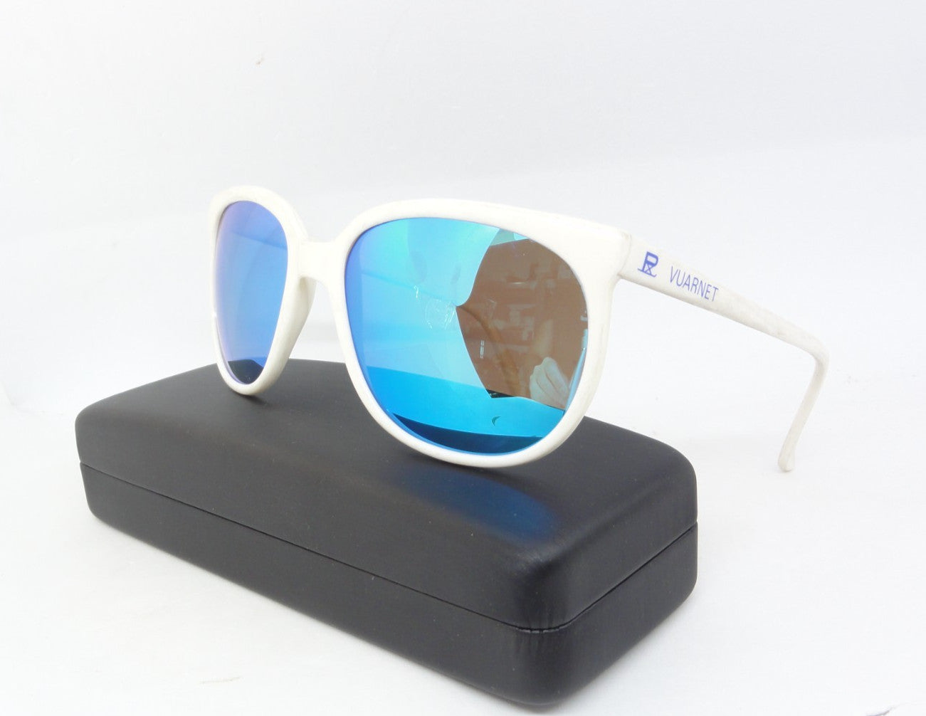 VUARNET SUNGLASSES  002 LEGEND 02  VINTAGE APEX LENSES 2026  POLARIZED ICE BLUE