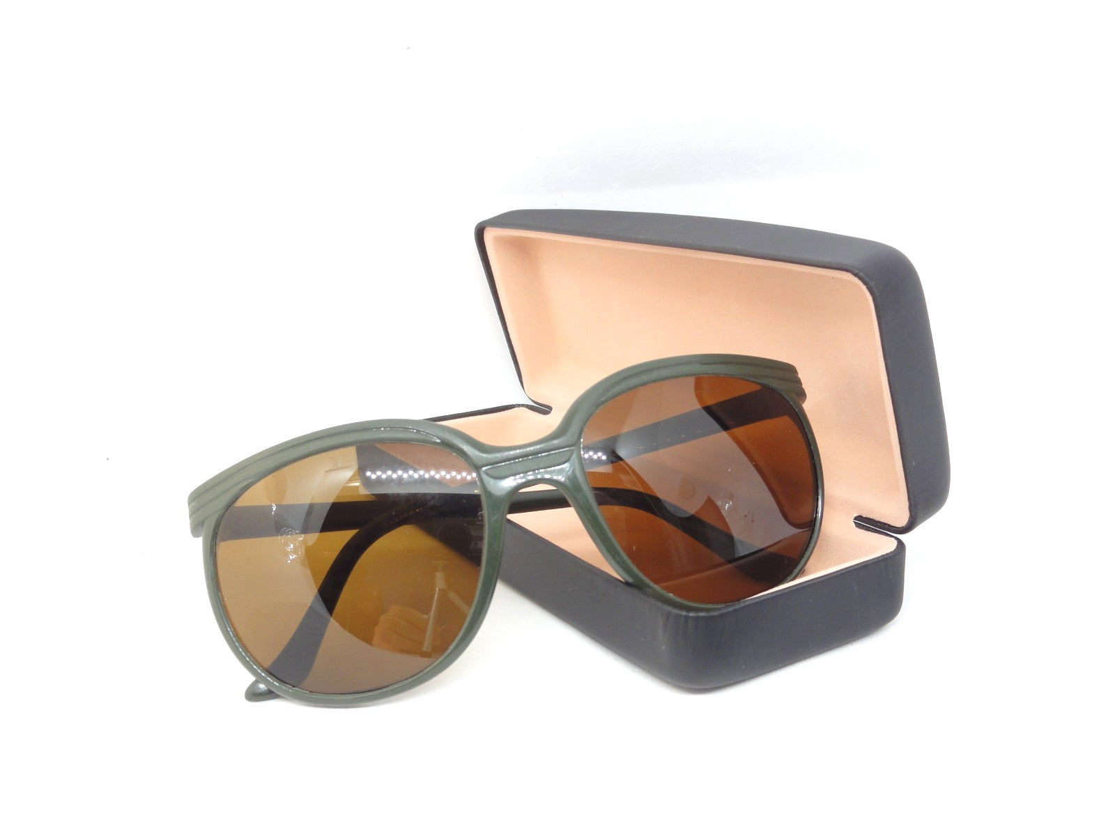 VUARNET  SUNGLASSES 022  002 VINTAGE 1984 L.A. OYMPIC GAMES  NEW OLD STOCK