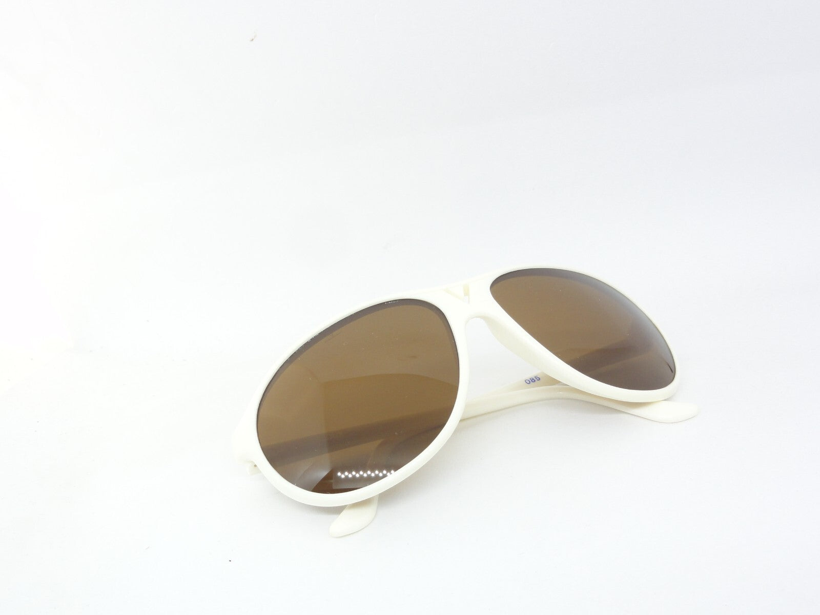 VUARNET  SUNGLASSES 085 WHITE  TEMPLE PX 2000 VINTAGE NEW OLD STOCKS
