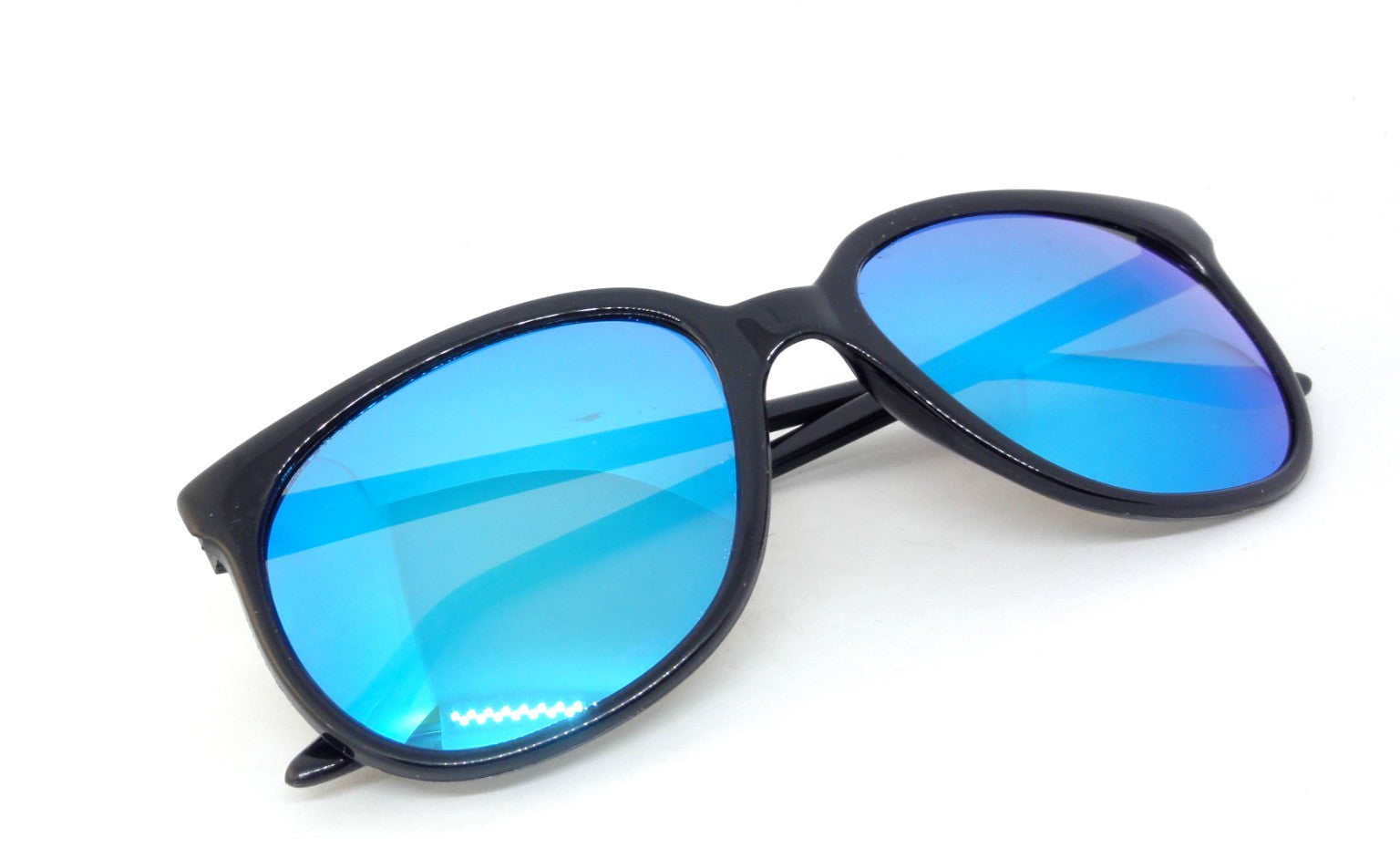 VUARNET SUNGLASSES  002 LEGEND 02  VINTAGE APEX LENSES 2026  POLARIZED ICE BLUE